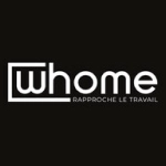 Soon Architecture - Logo blanc sur fond noir avec le mot Whome stylisé en minuscules et un contour rectangulaire. En dessous, en plus petit, on peut lire « RAPPROCHE LE TRAVAIL ».